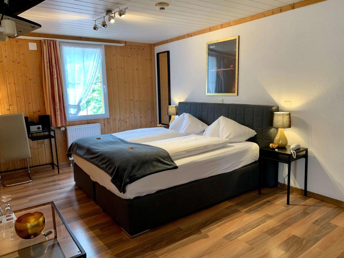 Chalet Hotel Adler Ag 칸더슈텍 외부 사진
