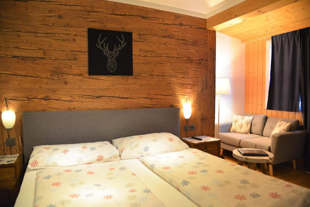 Chalet Hotel Adler Ag 칸더슈텍 외부 사진