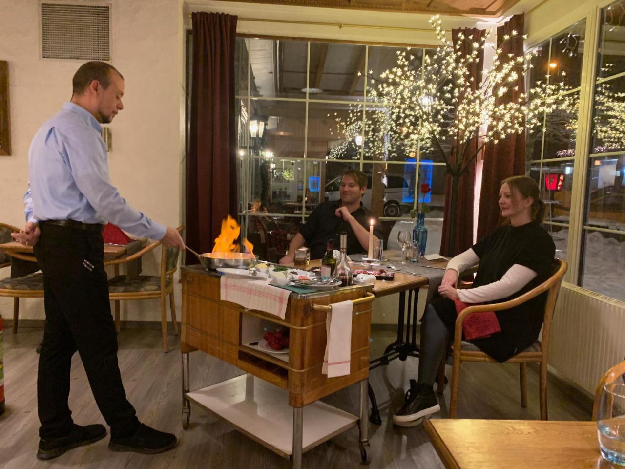 Chalet Hotel Adler Ag 칸더슈텍 외부 사진